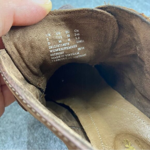 Clarks Artisan CARLETA LYON Brown Leather Lace Up Ankle Boot Boho Women’s 7.5M - Picture 10 of 13